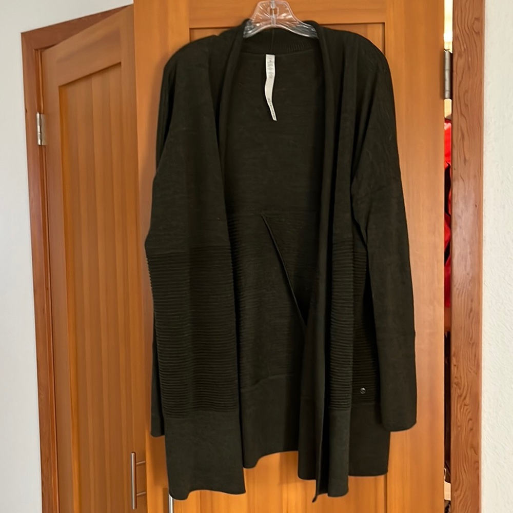 Lululemon cardigan size 12 army green